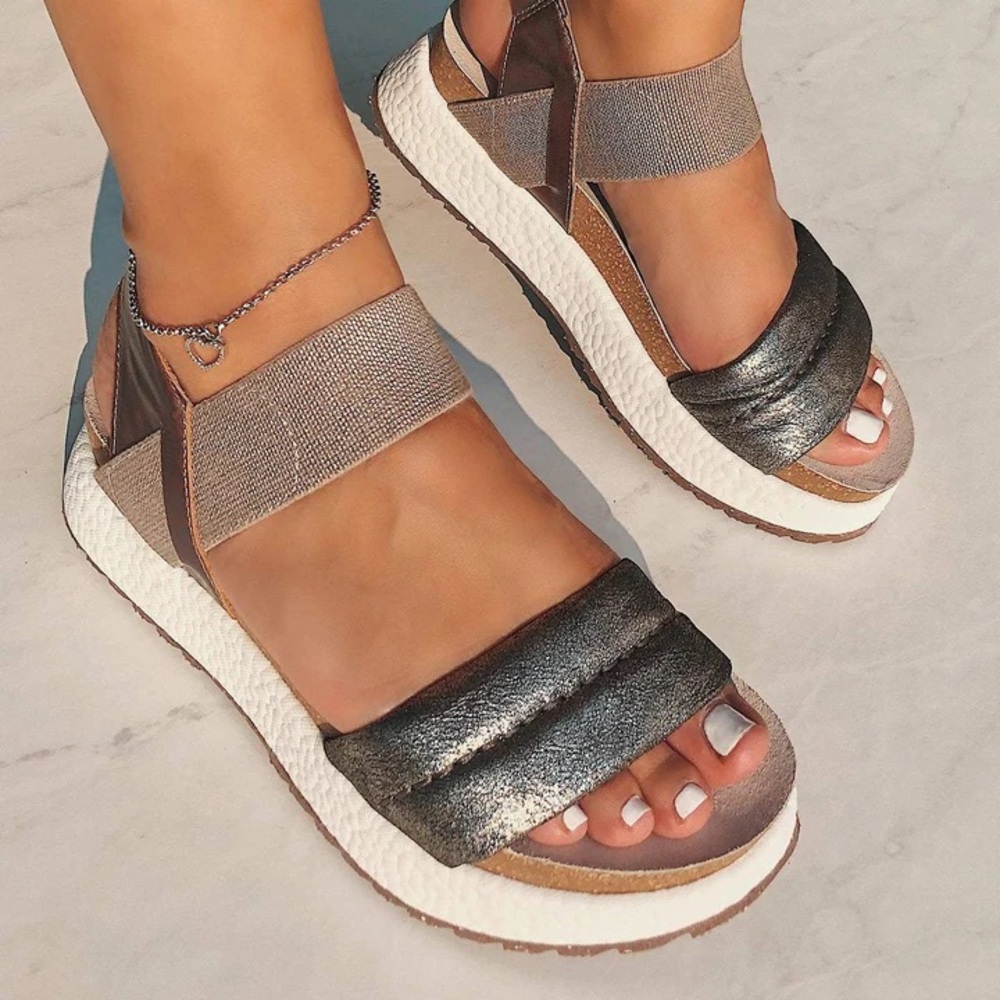 OTBT Metallic Sandals